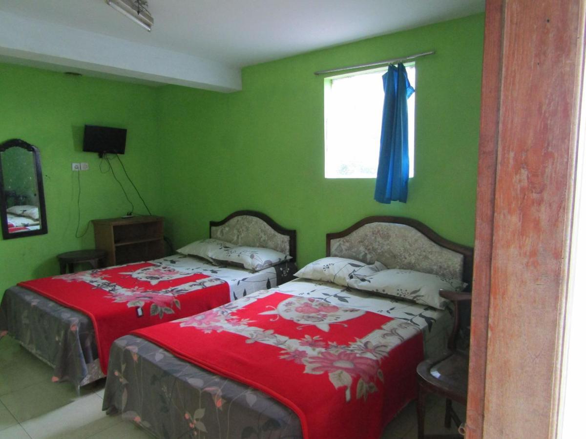 Penginapan Melati Sarangan Exterior photo